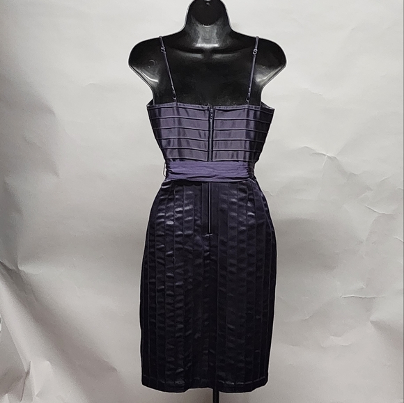 BETSEY JOHNSON Elegant Deep Purple Satin Dress With Ribbed/Seam Detail, Size 2 - Picture 2 of 6